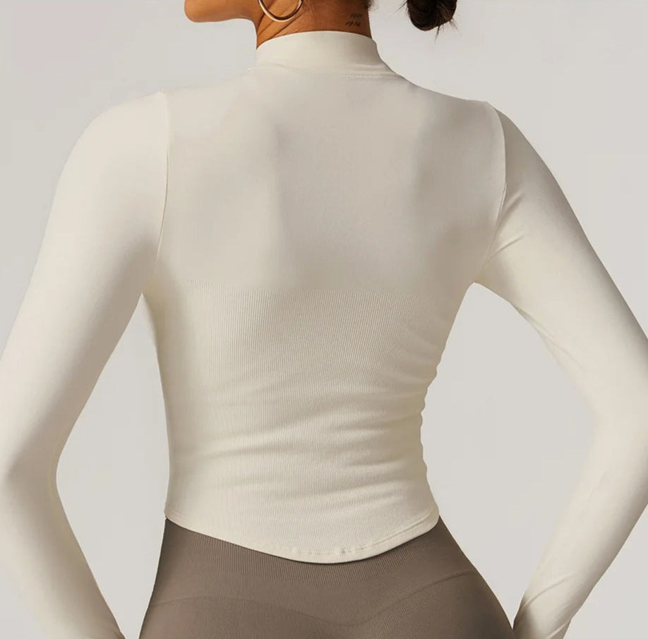Campera Deportiva Lisa Con Cierre Frontal Y Cuello Alto Ref: 1088