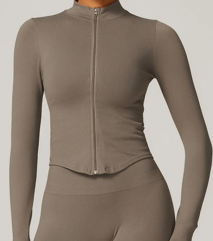 Campera Deportiva Lisa Con Cierre Frontal Y Cuello Alto Ref: 1088